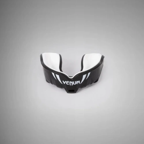 Dětský Chránič zubů VENUM CHALLENGER Strap/Strapless - černo/bílé