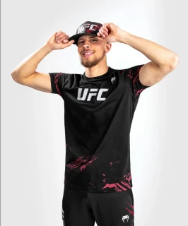 Pánské triko VENUM UFC Authentic Fight Week 2.0 - černé