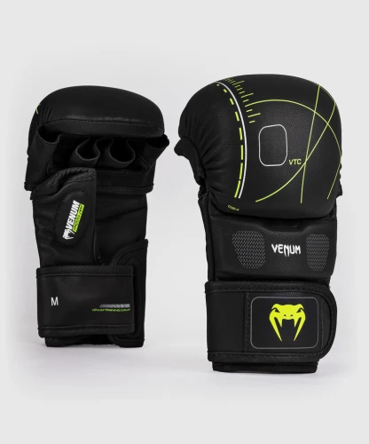 MMA Sparring rukavice VENUM Training Camp 4.0 - černo/neo…