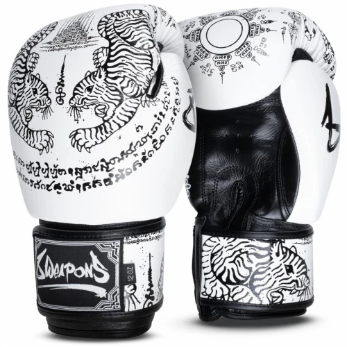 8 WEAPONS Boxerské rukavice Sak Yant Tigers - bílé