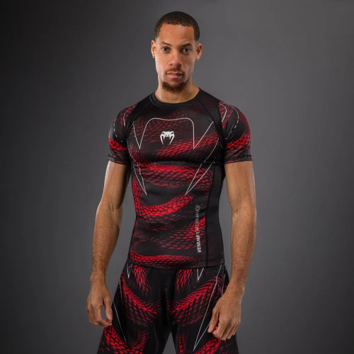 Rashguard VENUM Kr. rukáv Matupa - černo/červený